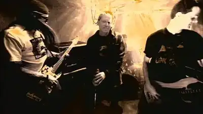 скачать клип The Offspring - Come Out And Play