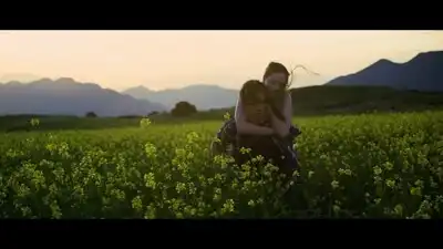 скачать клип Green Day - Wake Me Up When September Ends