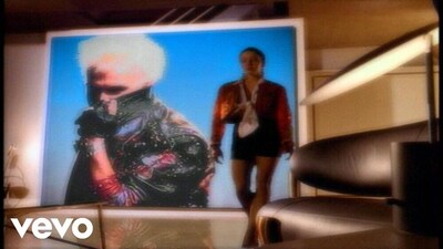 Скачать клип