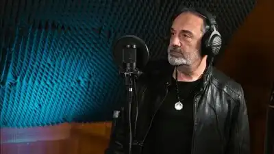 Скачать клип