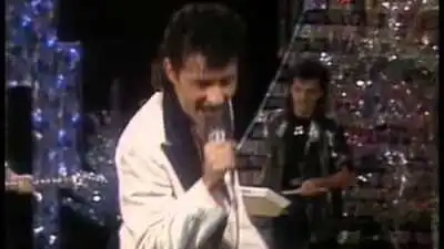 Скачать клип