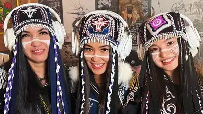 Скачать клип