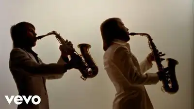 Скачать клип