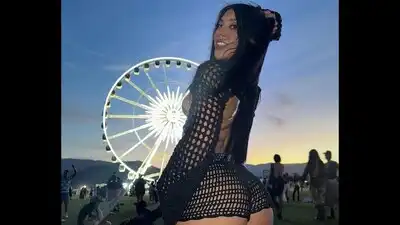 Скачать клип