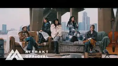 Скачать клип