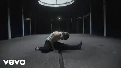 Скачать клип