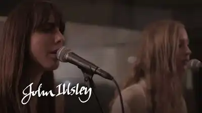 Скачать клип