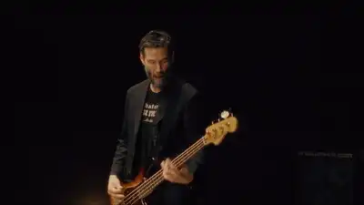 Скачать клип