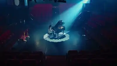 Скачать клип