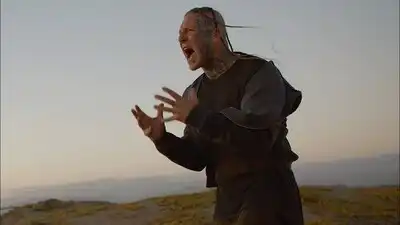 Скачать клип