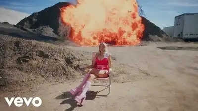 Скачать клип