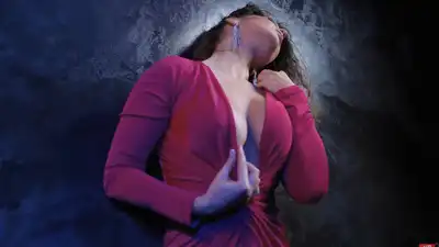 Скачать клип