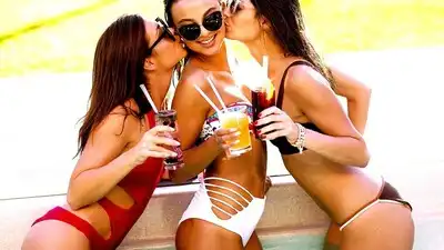 Скачать клип