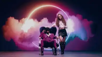 Скачать клип