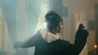 Скачать клип