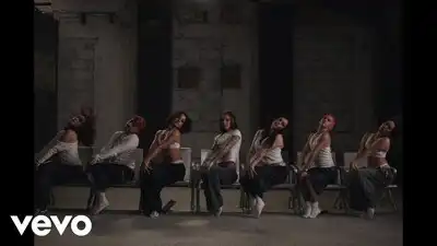 Скачать клип
