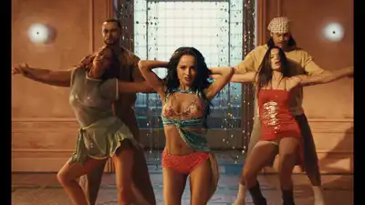 Скачать клип