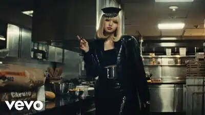 скачать клип LISA - Tarantino